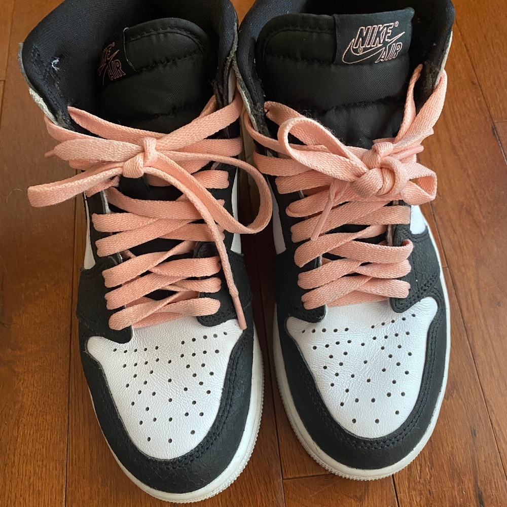 Jordan  size 5, like new unisex
